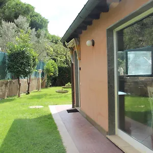 Bed & Breakfast Villino Fiorella, Ciampino