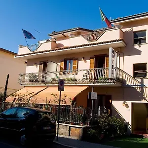 Hotel Louis I, Ciampino