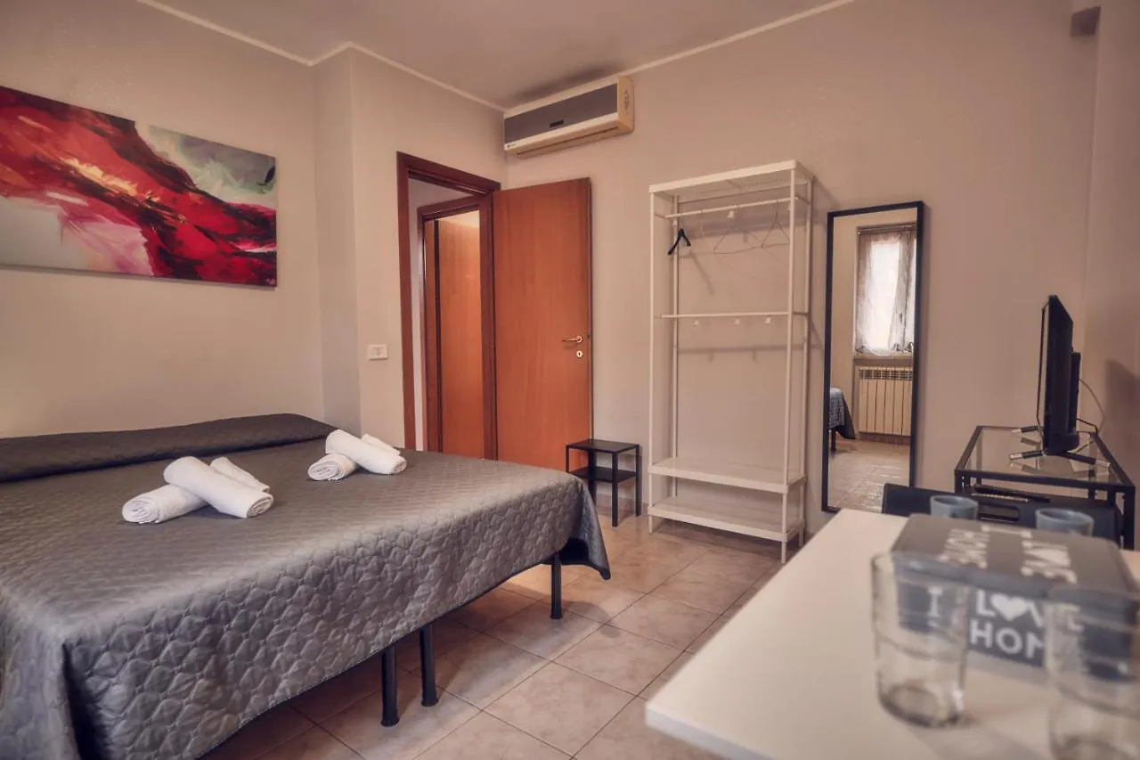 Travelershome Ciampino 170 Station Street Bed & Breakfast