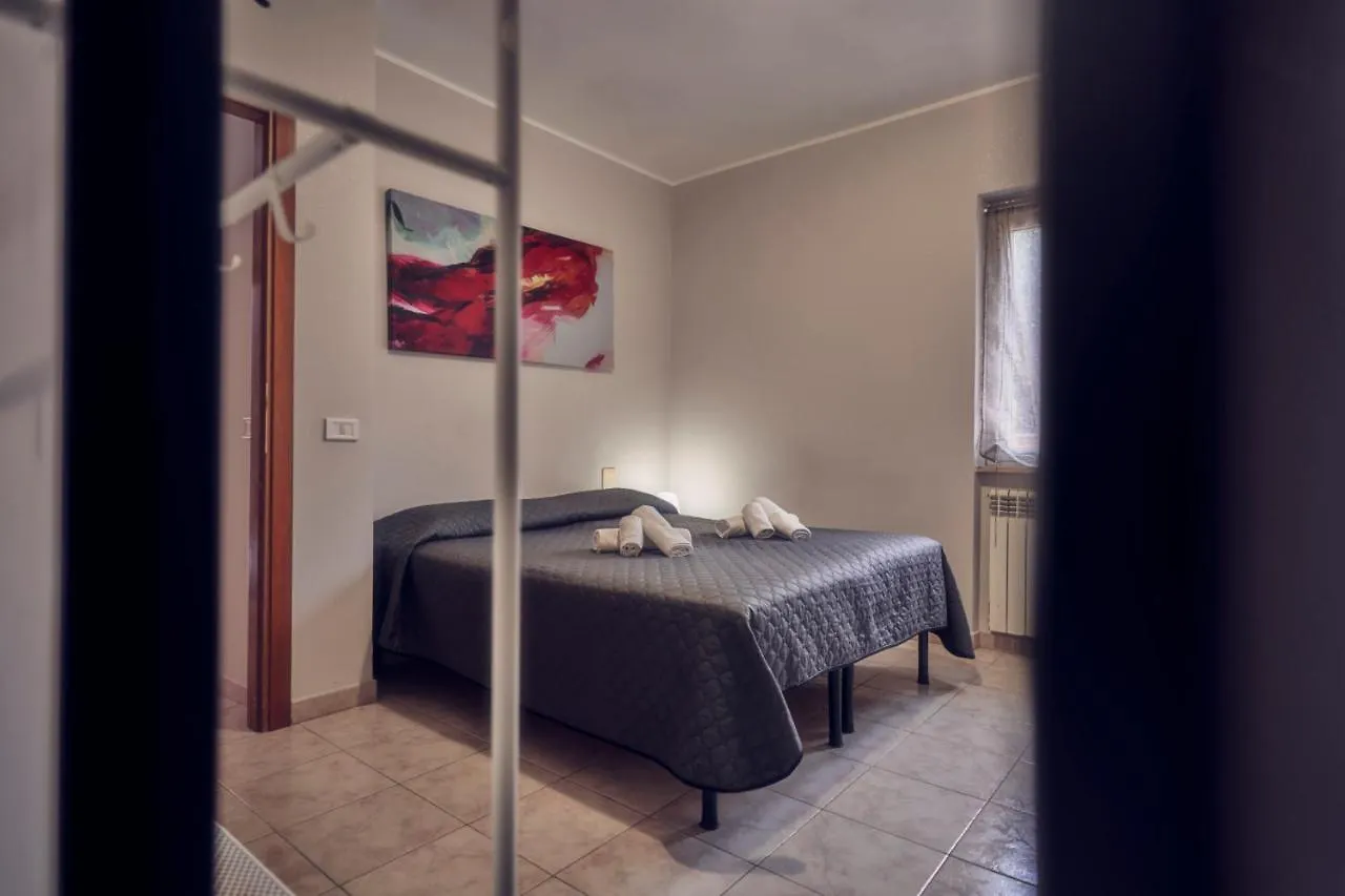 Travelershome Ciampino 170 Station Street Bed & Breakfast