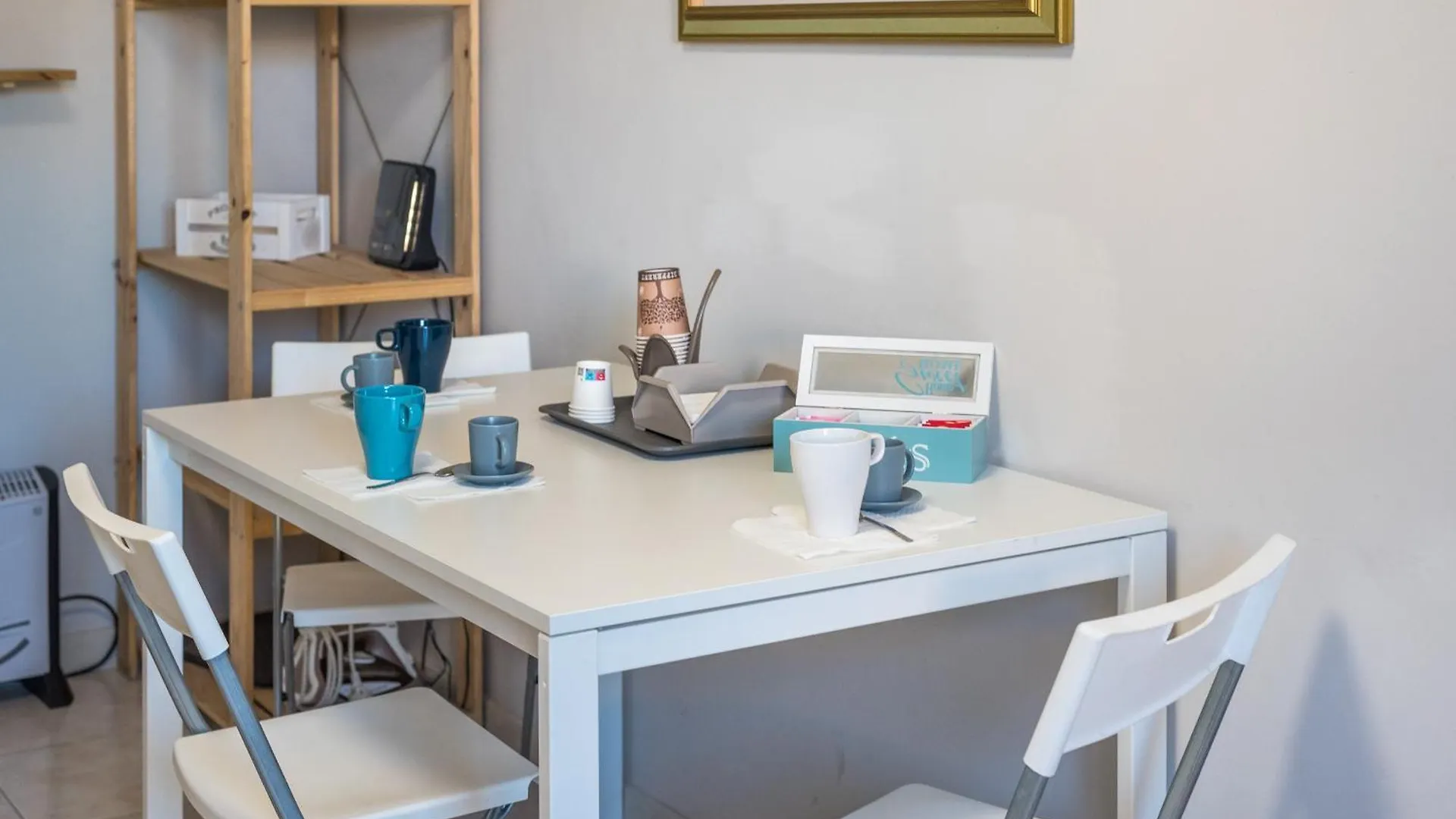 Bed & Breakfast Travelershome Ciampino 170 Station Street